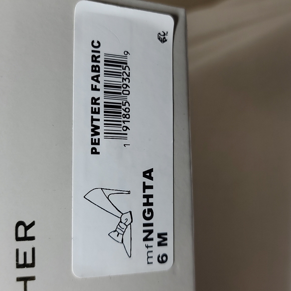 Marc Fisher Women's Nighta Pointed Heels - Picture 11 of 11